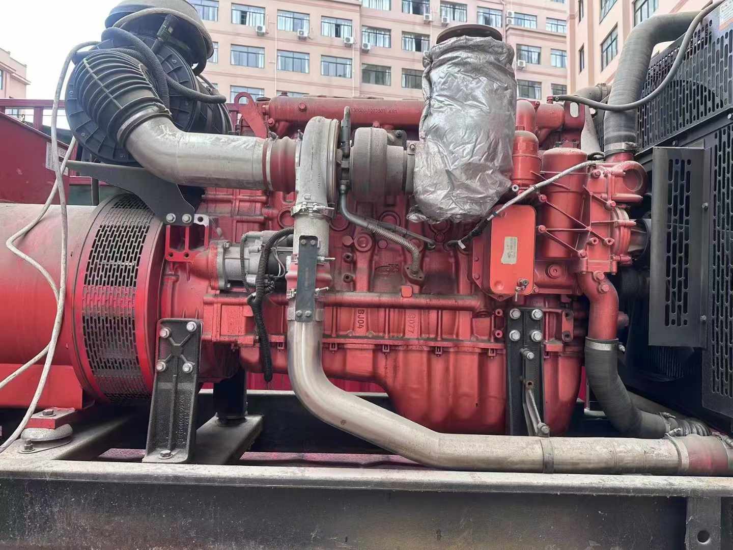 白朗如何选择适合 600kW 柴油发电机组的过载保护器？